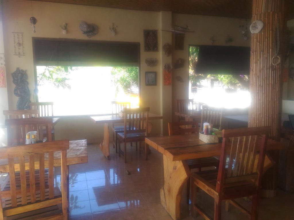 Sunrise Cafe Bungalows 아메드 외부 사진